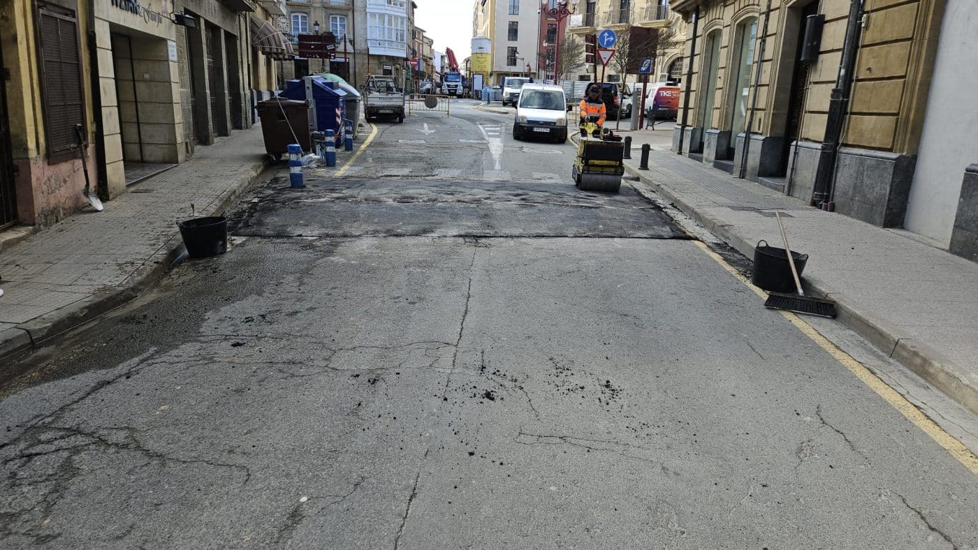 El Ayuntamiento de Haro rebaja el badén de la calle Lucrecia Arana por las quejas de los conductores 2