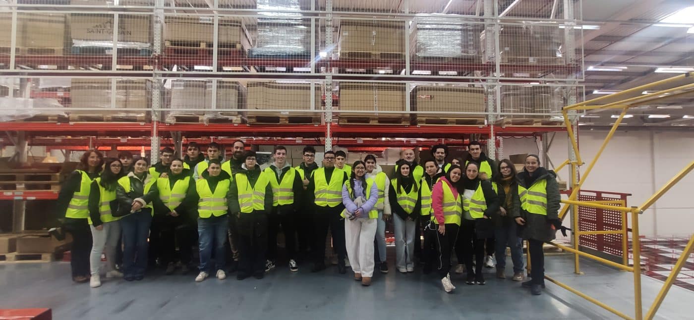 Alumnado del IES Rey Don García de Nájera visita la empresa Würth en Agoncillo 3