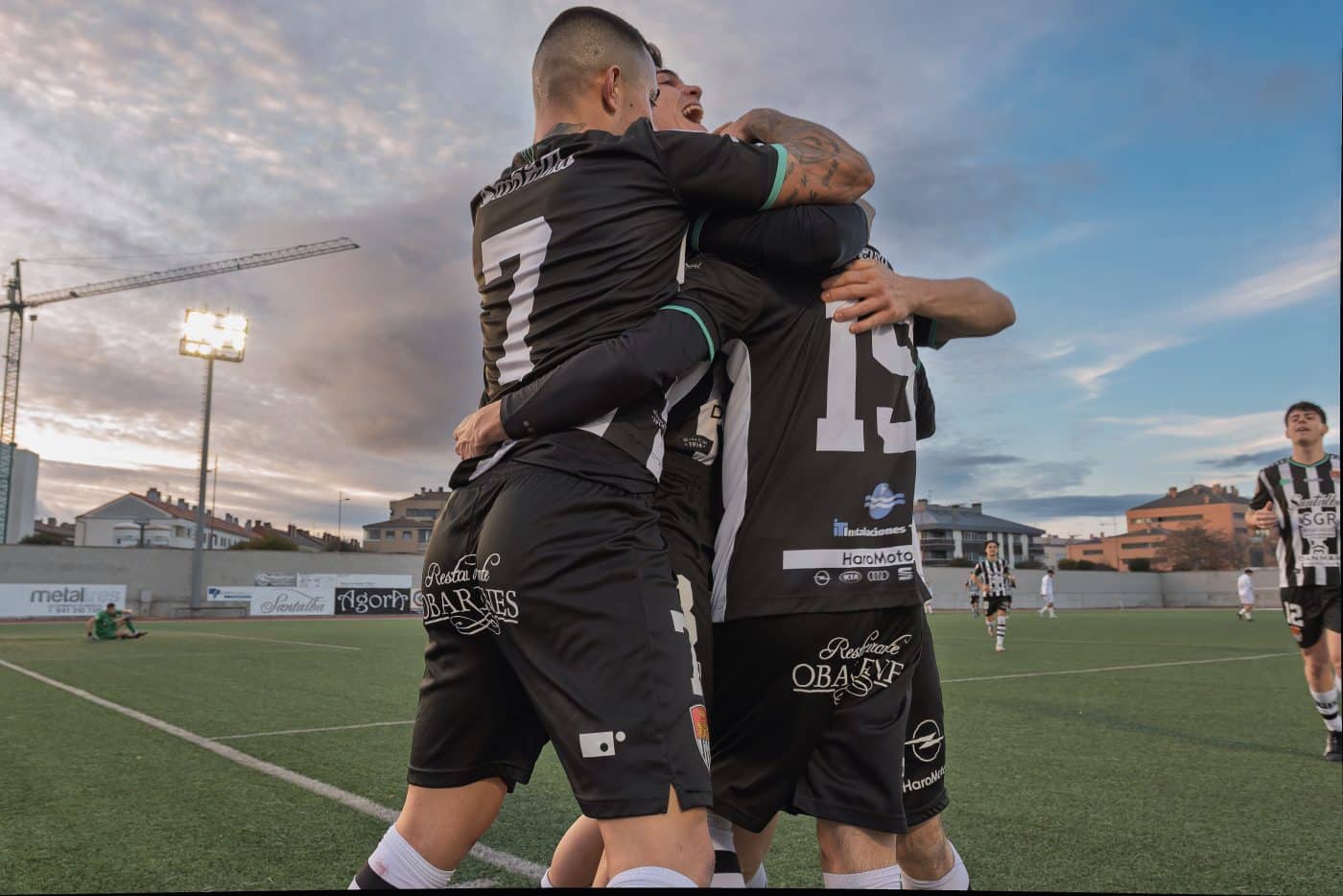 El Haro frena su mala racha ante el Arnedo con un empate de carácter 5