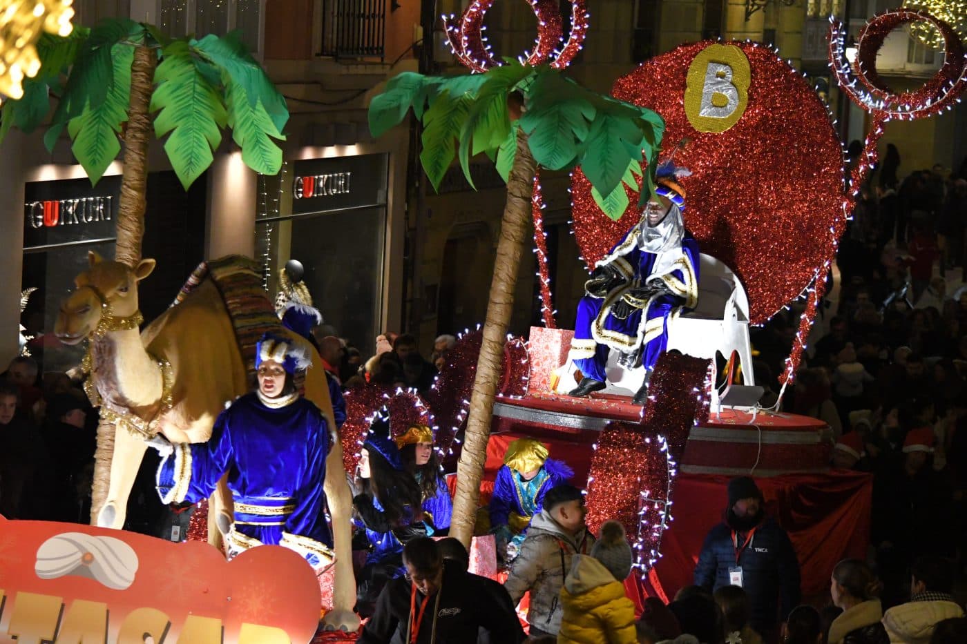 FOTOS: La ilusión vence al frío en la Cabalgata de Reyes de Haro 45 FOTOS: La ilusión vence al frío en la Cabalgata de Reyes de Haro 45