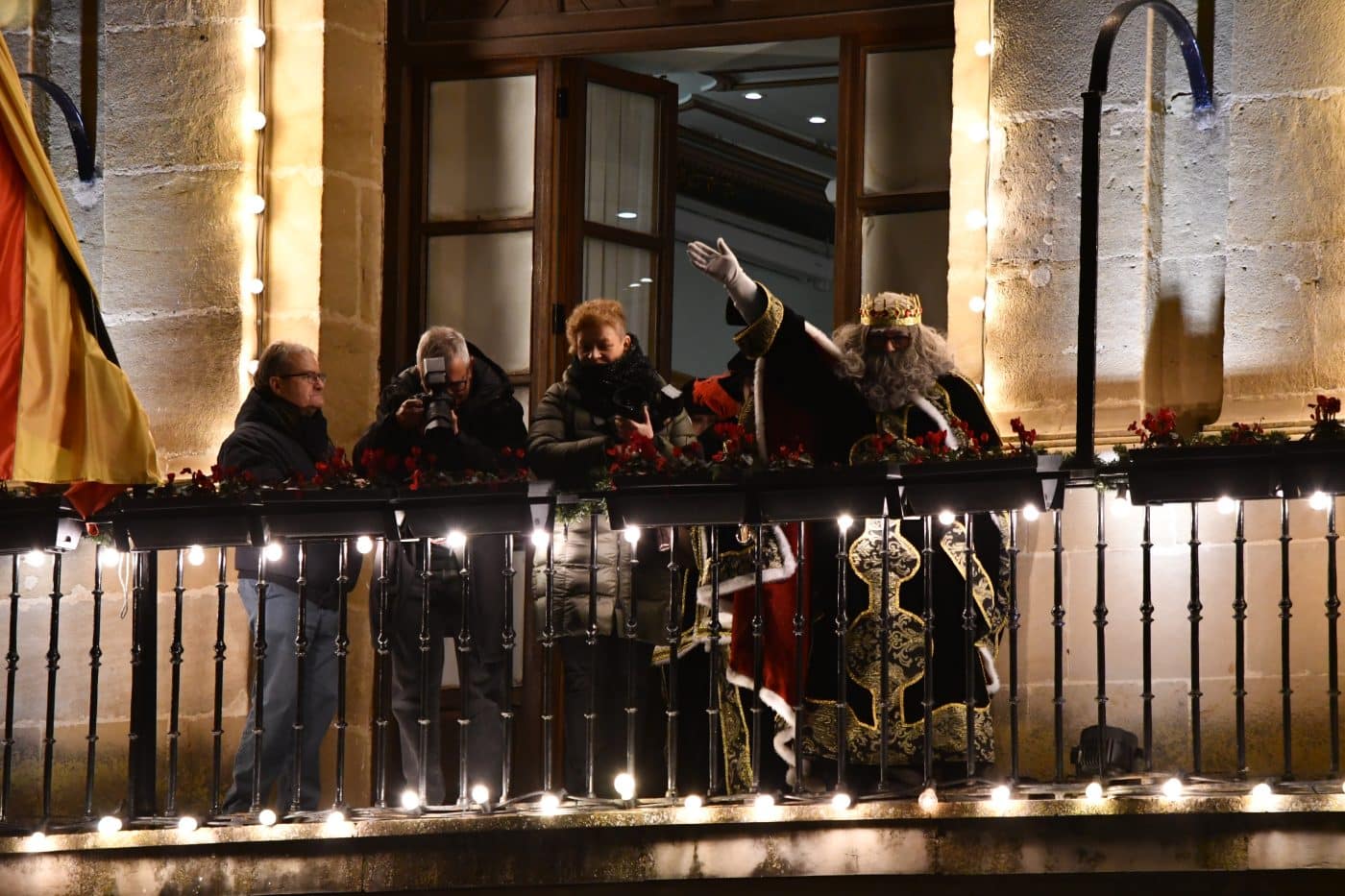 FOTOS: La ilusión vence al frío en la Cabalgata de Reyes de Haro 43 FOTOS: La ilusión vence al frío en la Cabalgata de Reyes de Haro 43