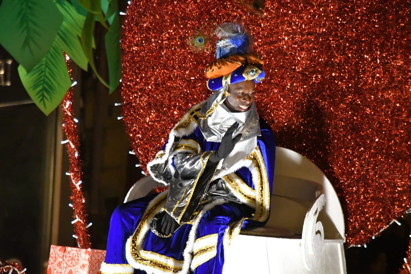 FOTOS: La ilusión vence al frío en la Cabalgata de Reyes de Haro 16 FOTOS: La ilusión vence al frío en la Cabalgata de Reyes de Haro 16