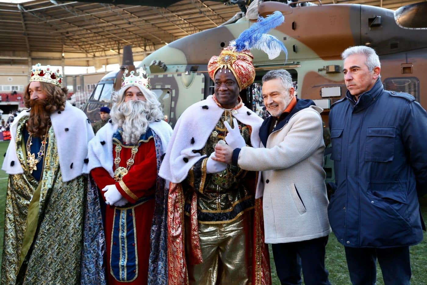 Los Reyes Magos de Oriente aterrizan en Las Gaunas ante 14.200 personas 4