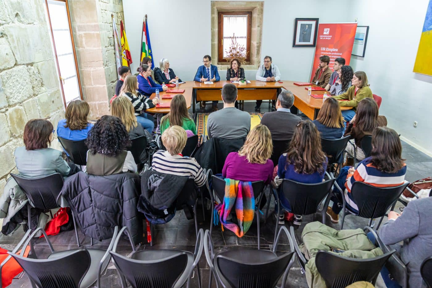 Briones acoge un encuentro para compartir experiencias de integración del programa Erasmus rURal 3