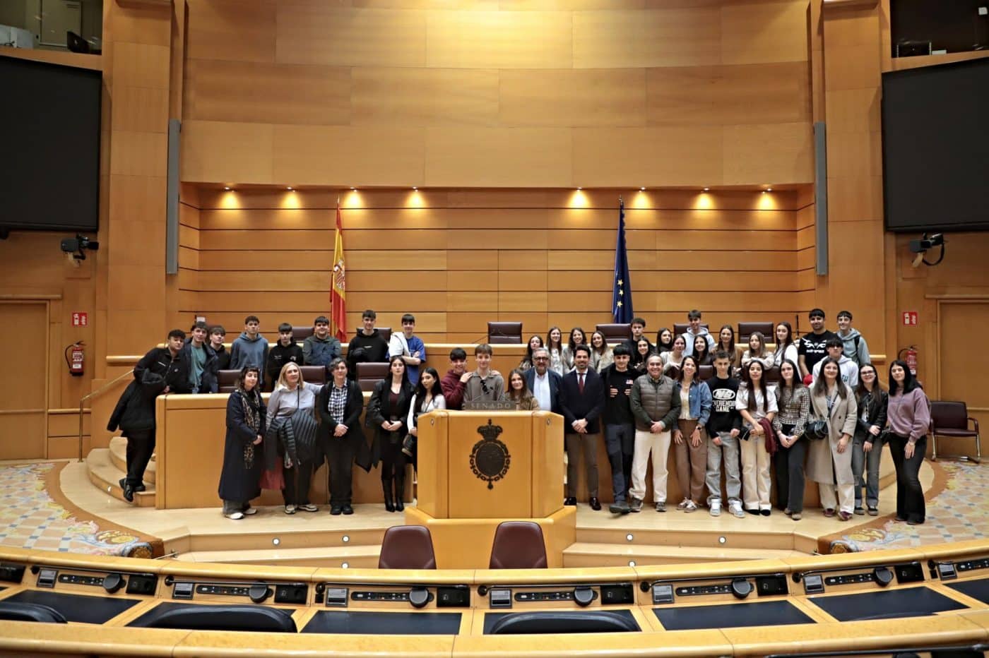 El IES Rey Don García de Nájera acerca la democracia al aula con una visita de su alumnado al Congreso y al Senado 2