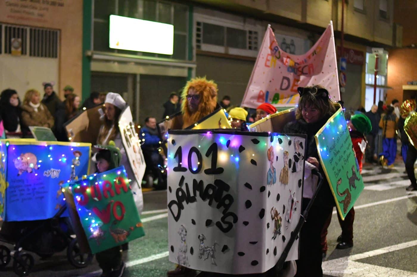 FOTOS: El carnaval de Haro resiste al frío y la lluvia 47 FOTOS: El carnaval de Haro resiste al frío y la lluvia 47