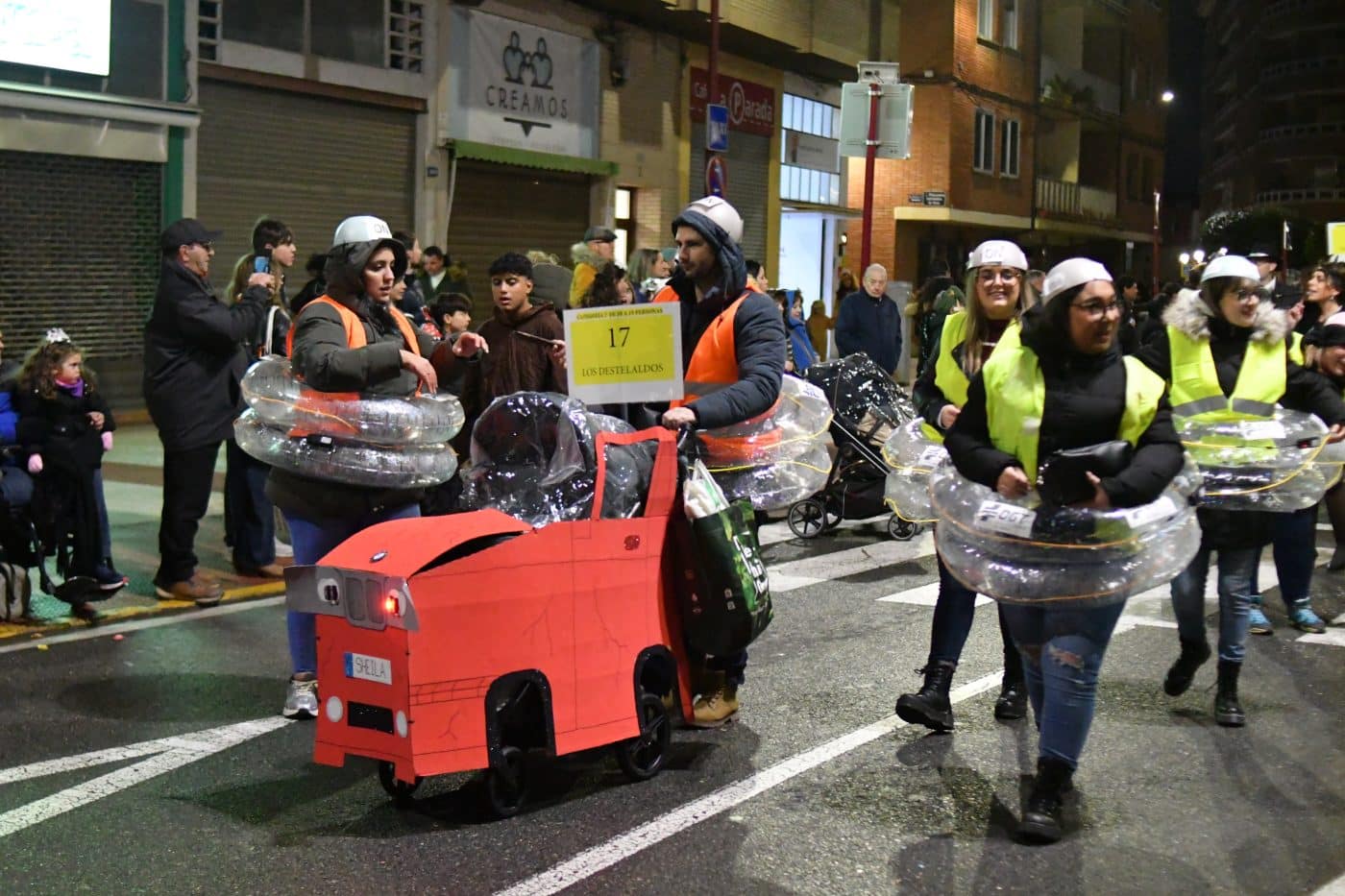 FOTOS: El carnaval de Haro resiste al frío y la lluvia 37 FOTOS: El carnaval de Haro resiste al frío y la lluvia 37