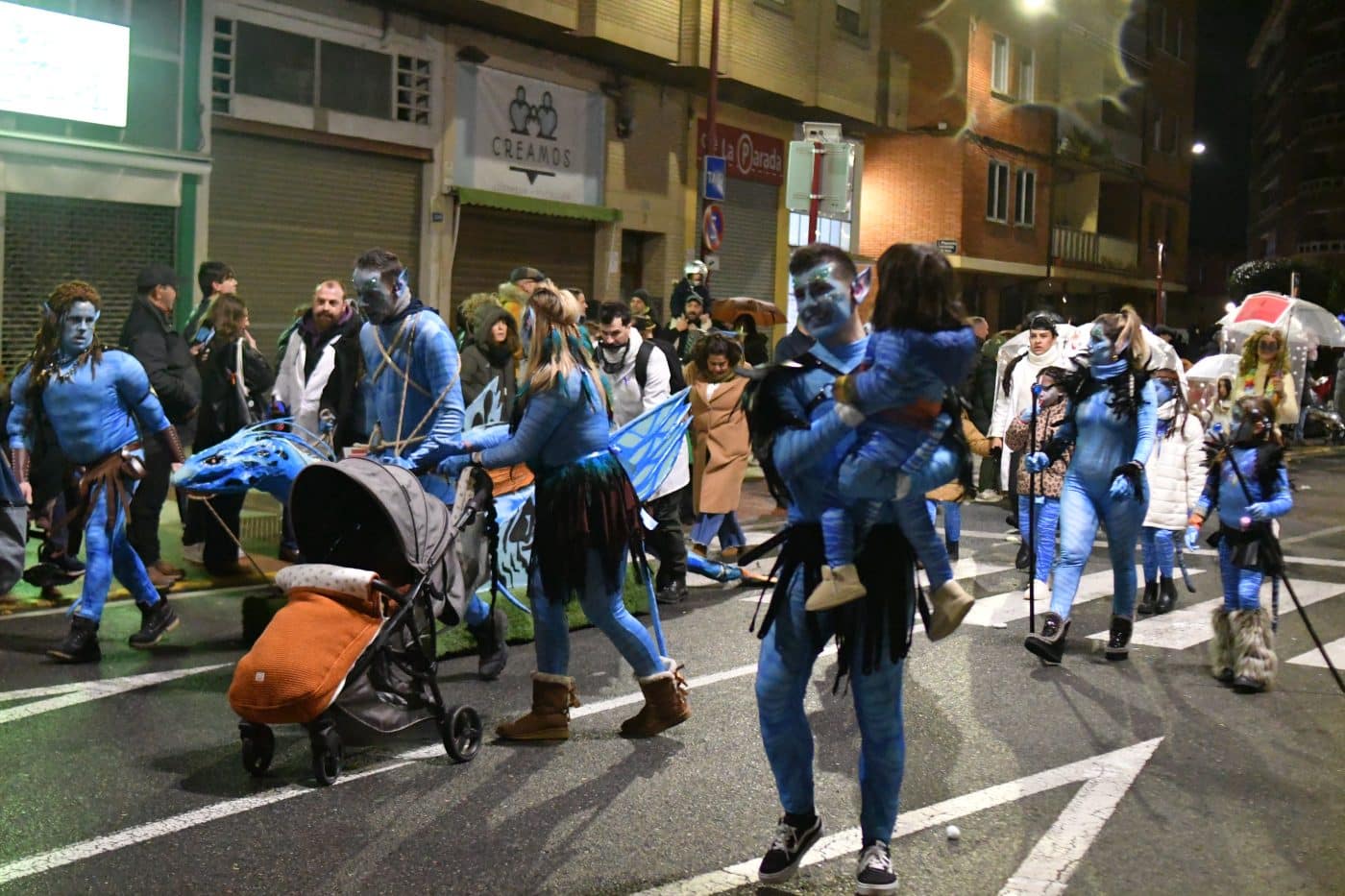 FOTOS: El carnaval de Haro resiste al frío y la lluvia 16 FOTOS: El carnaval de Haro resiste al frío y la lluvia 16