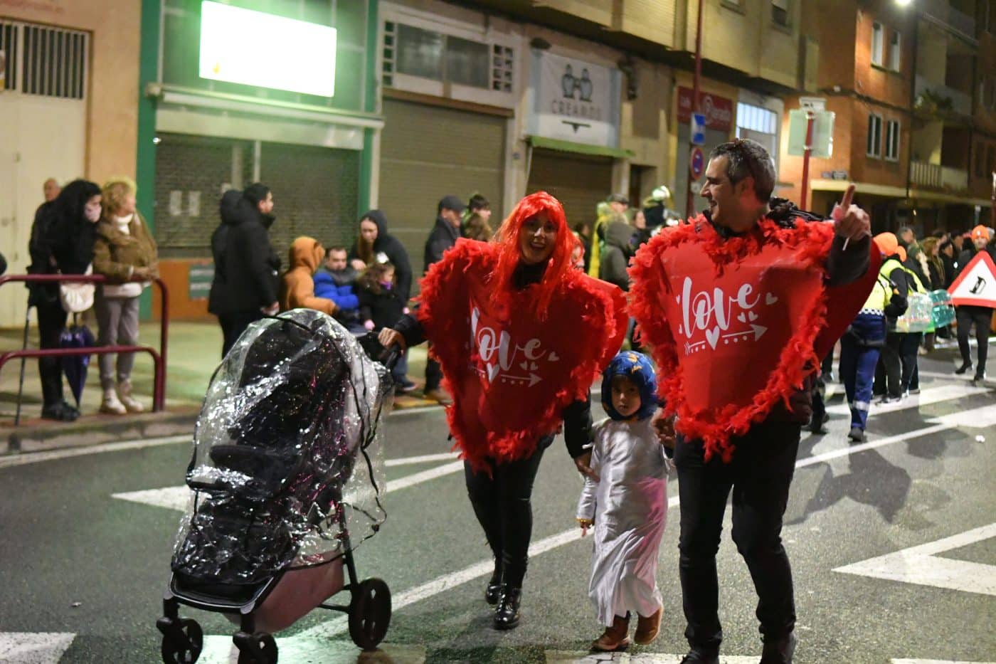 FOTOS: El carnaval de Haro resiste al frío y la lluvia 14 FOTOS: El carnaval de Haro resiste al frío y la lluvia 14
