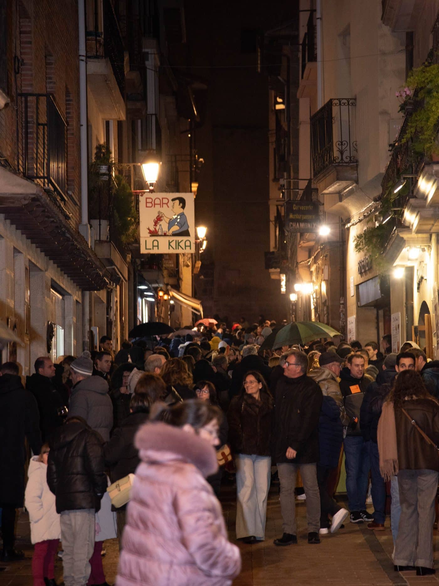 FOTOS: Ni el frío ni la lluvia apagan la fiesta del Carnaval del Vino de Haro 6