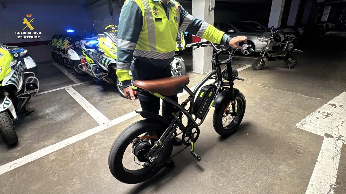 La Guardia Civil interviene en La Rioja un patinete y una bicicleta modificados para circular más rápido 3