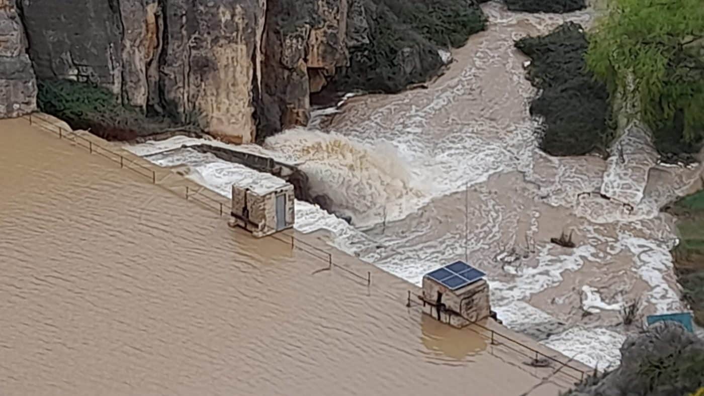 La Rioja activa el plan de inundaciones tras el rebosamiento del embalse de Añamaza 3