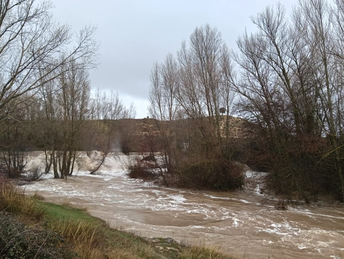 La Rioja activa la fase de emergencia contra inundaciones por el aumento del nivel de los ríos 2