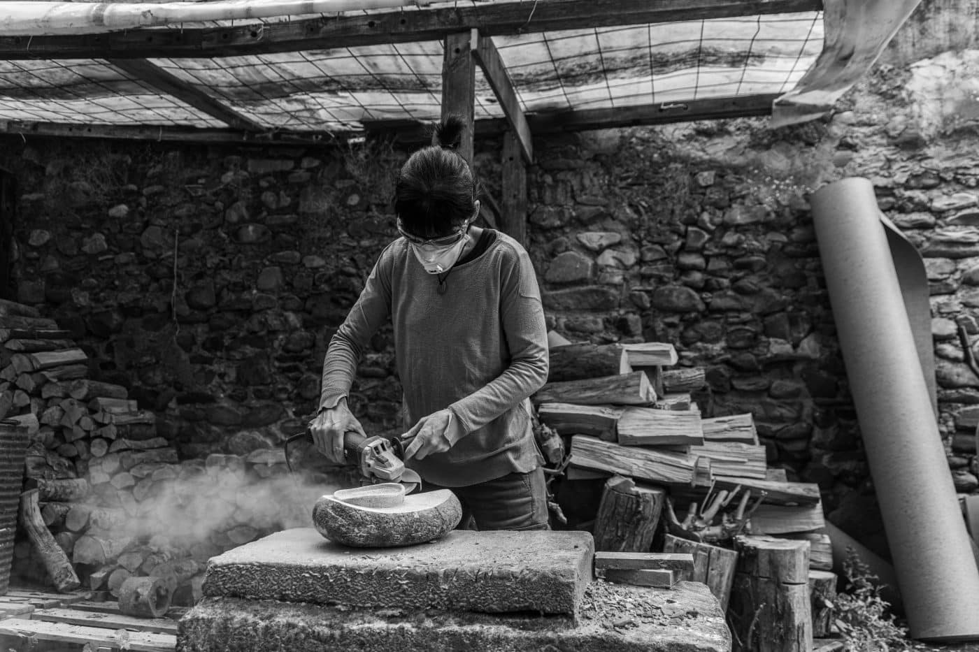Ojacastro acoge la exposición 'Las Piedras Errantes', de Adriana Díaz 2 Ojacastro acoge la exposición 'Las Piedras Errantes', de Adriana Díaz 2