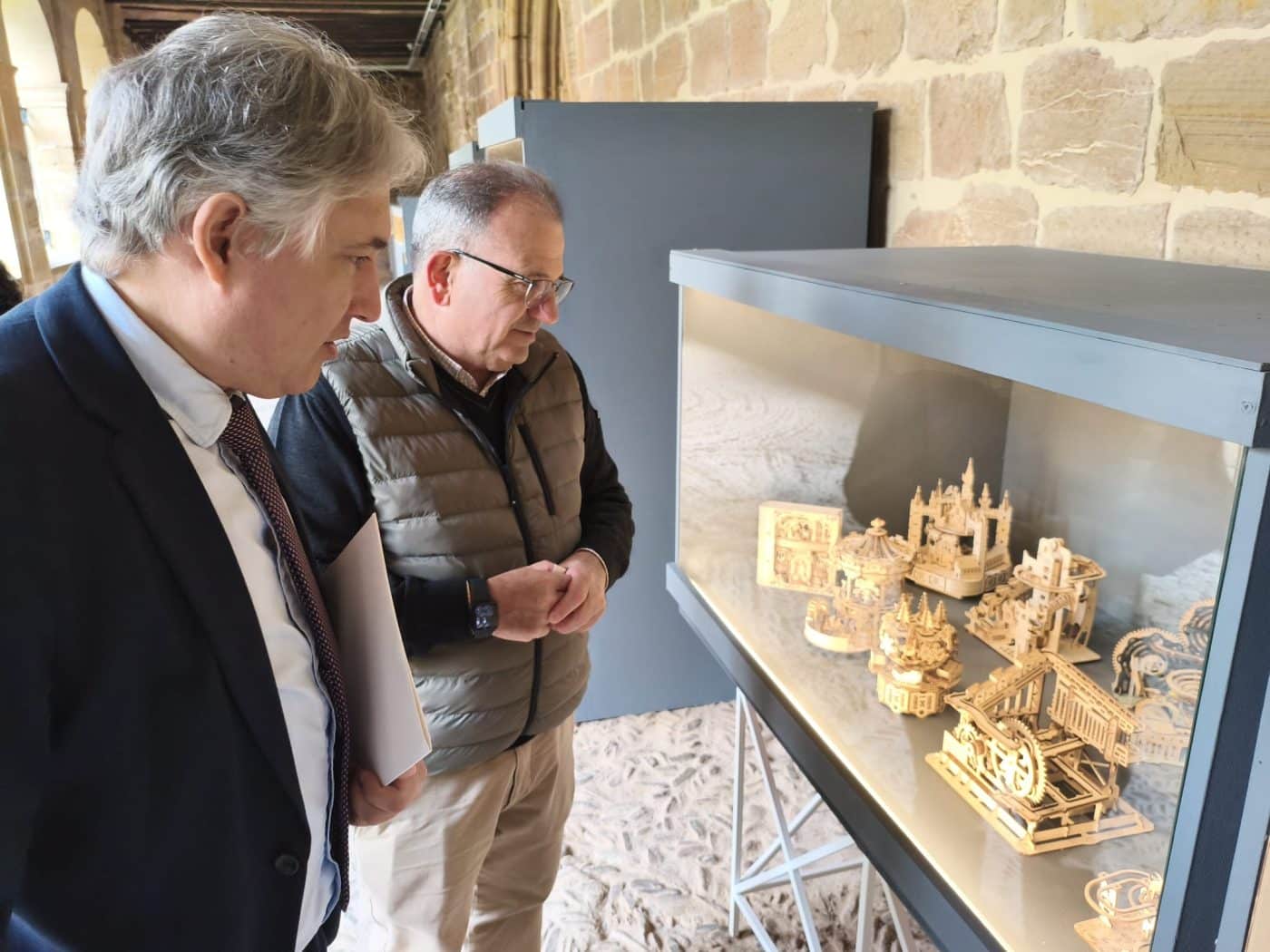 Tres exposiciones y nuevas tecnologías revitalizan el Monasterio de Cañas 2