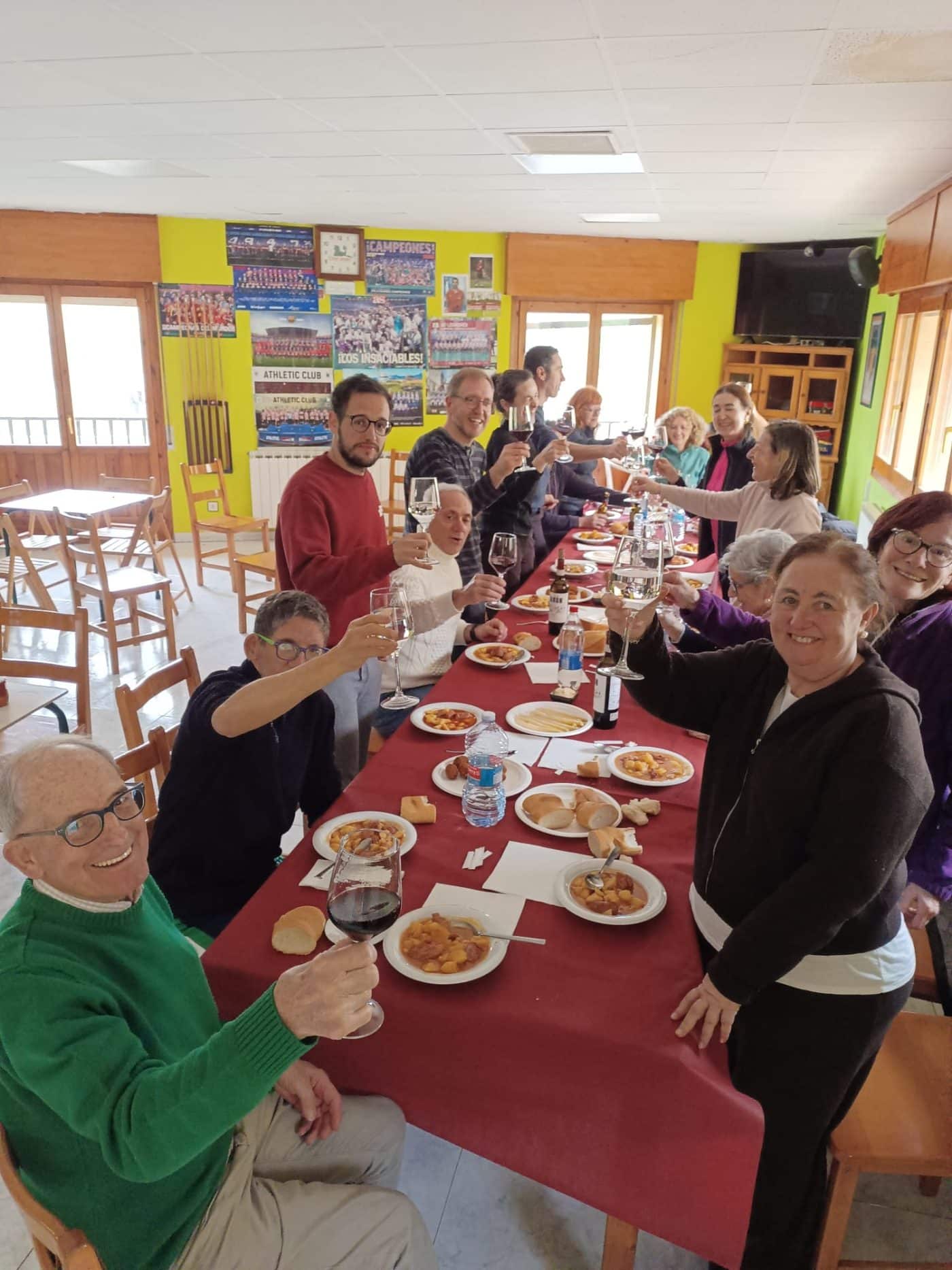 Treviana celebra su tercer Día del Árbol con la plantación de 120 nuevos ejemplares en La Solana 3