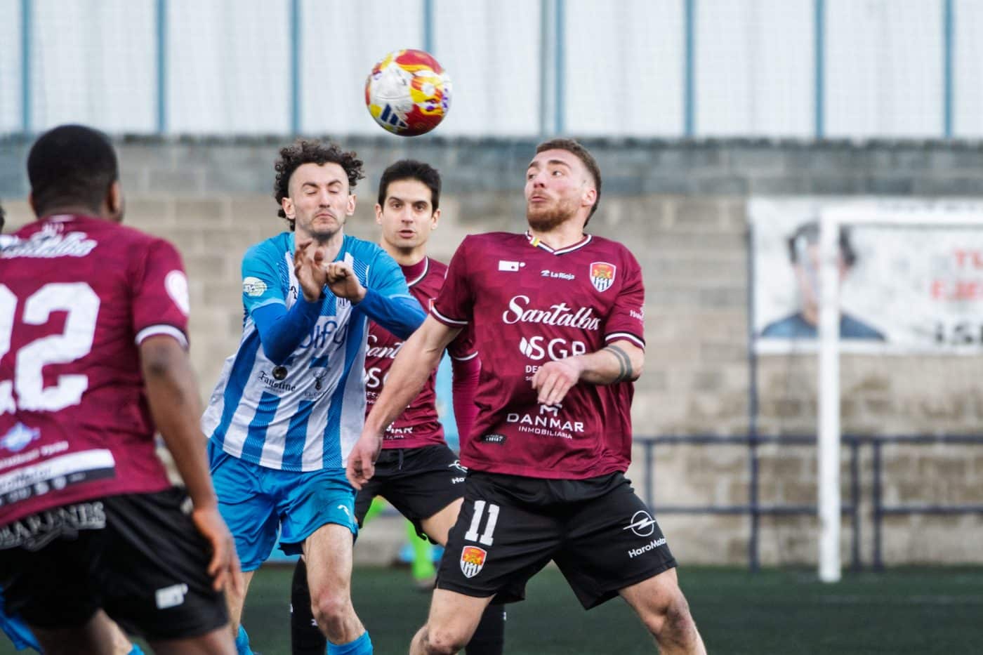 Un gol en los minutos finales deja al Haro sin premio en Oyón 9