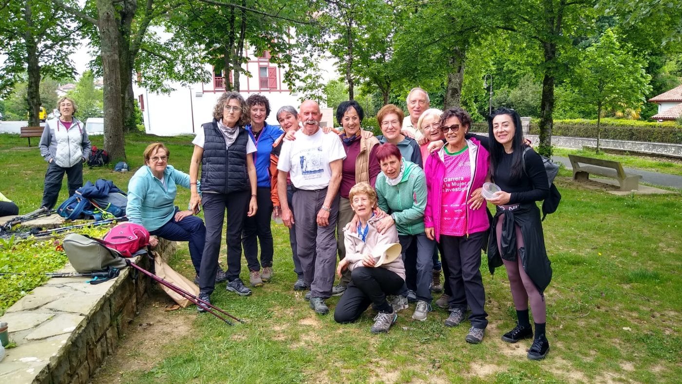 Amigos del Camino de Santiago de Haro-Rioja Alta recorren el histórico Camino de Baztán 6