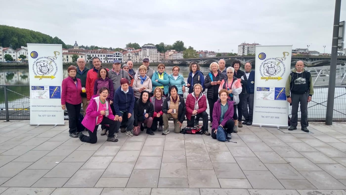 Amigos del Camino de Santiago de Haro-Rioja Alta recorren el histórico Camino de Baztán 2