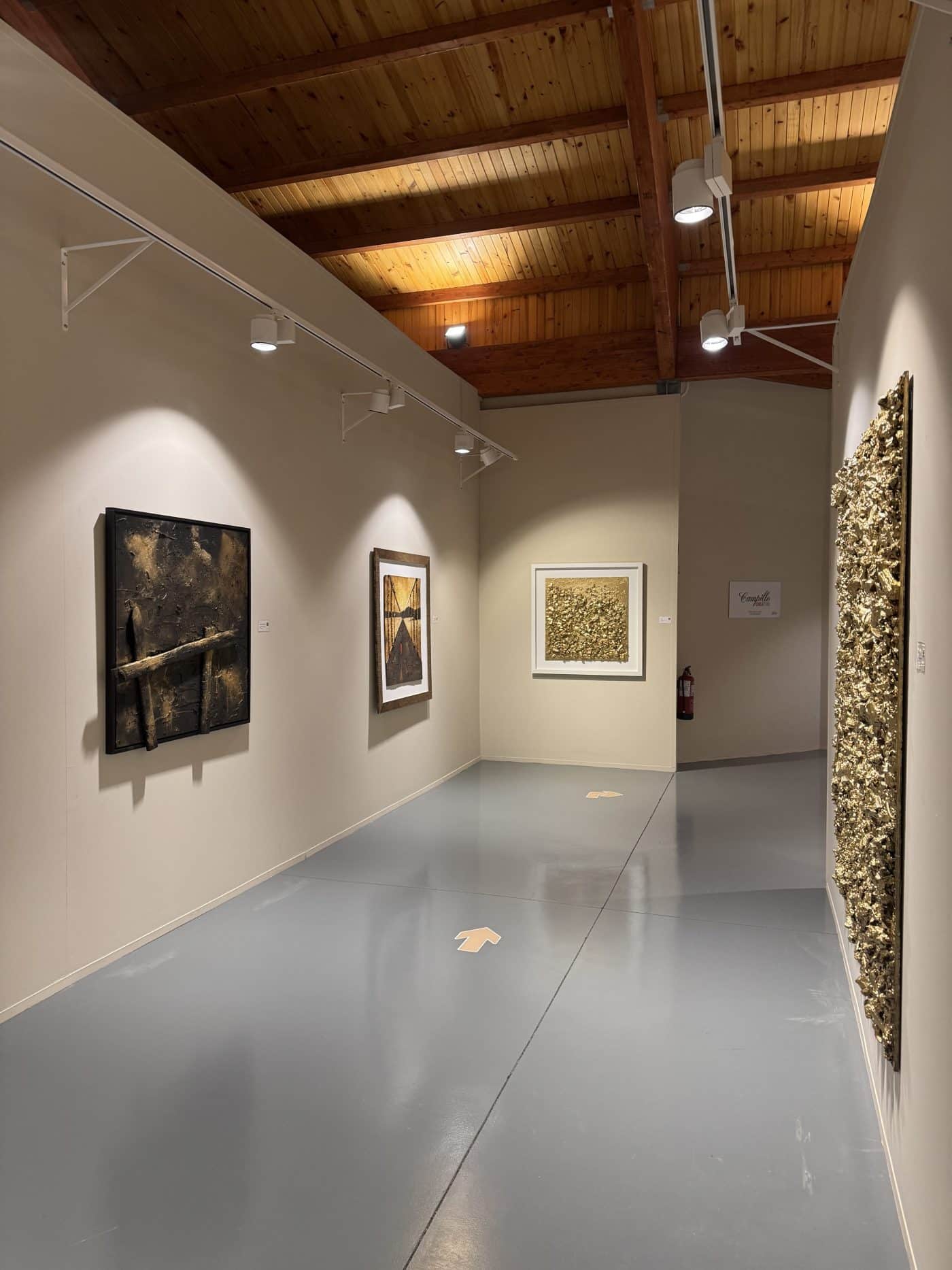 Bodegas Campillo expone en Laguardia una retrospectiva de la obra de Marcos Tamargo 3