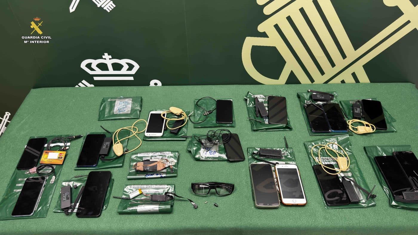 Detectado en La Rioja el primer caso de fraude en el examen de conducir con gafas inteligentes 2