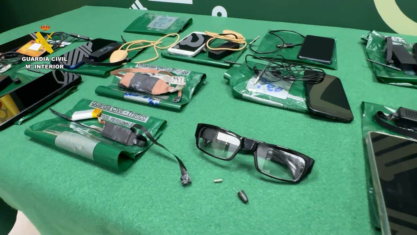 Detectado en La Rioja el primer caso de fraude en el examen de conducir con gafas inteligentes 3