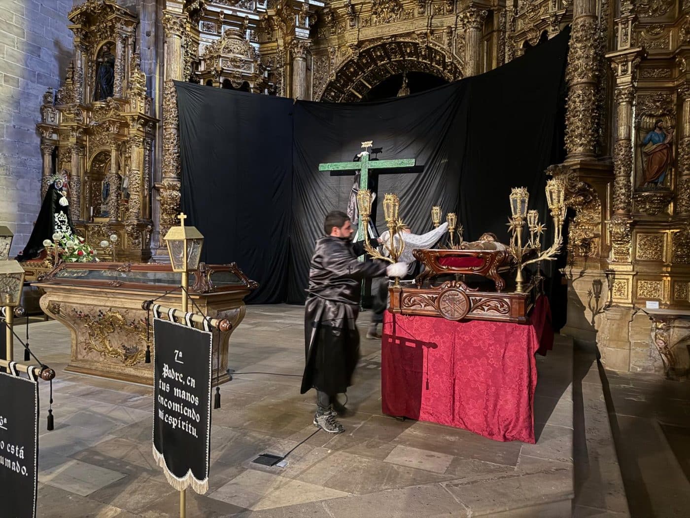 El Vía Crucis abre un Viernes Santo de recogimiento en Haro 3