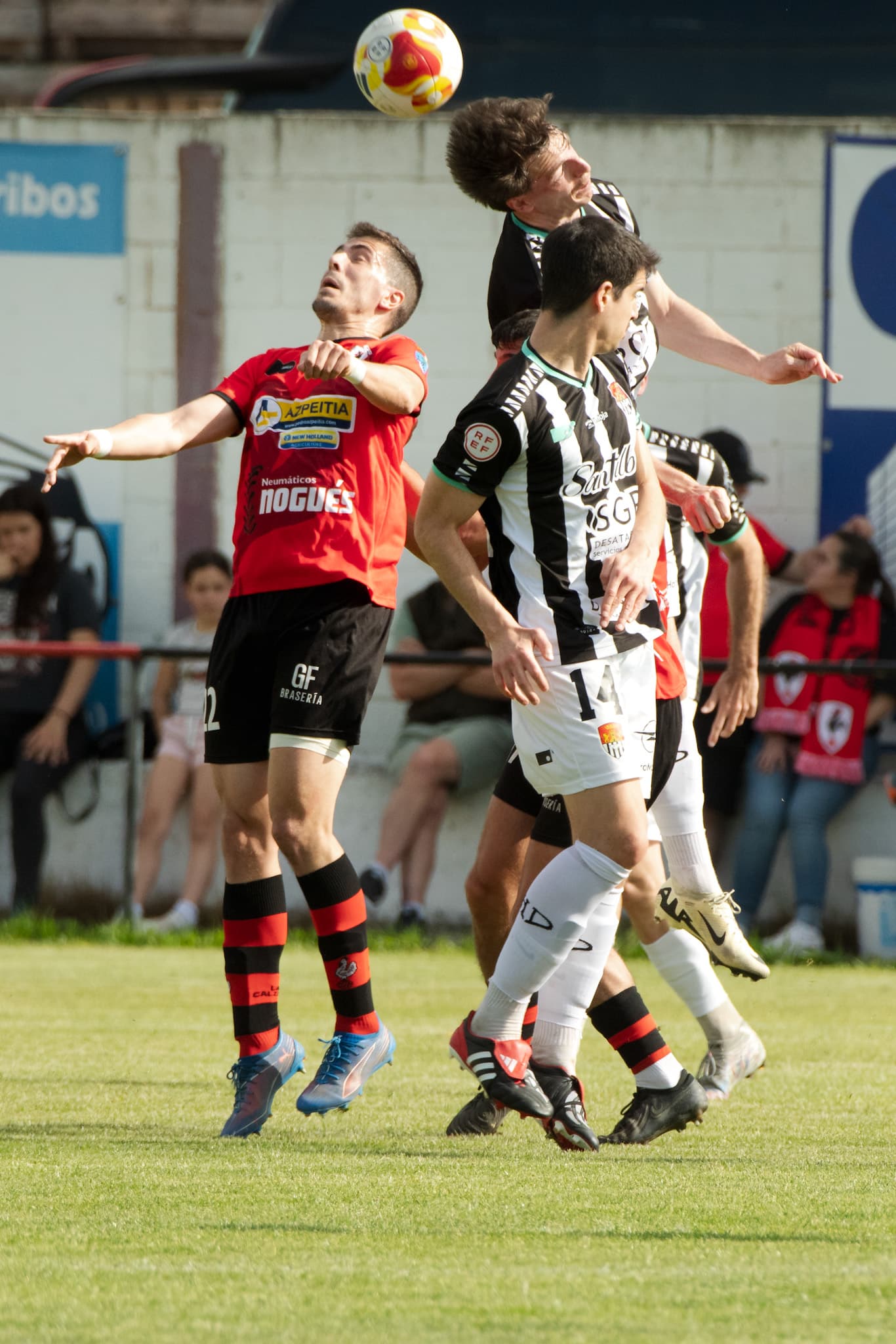 Empate sin goles entre La Calzada y Haro Deportivo en El Rollo 8