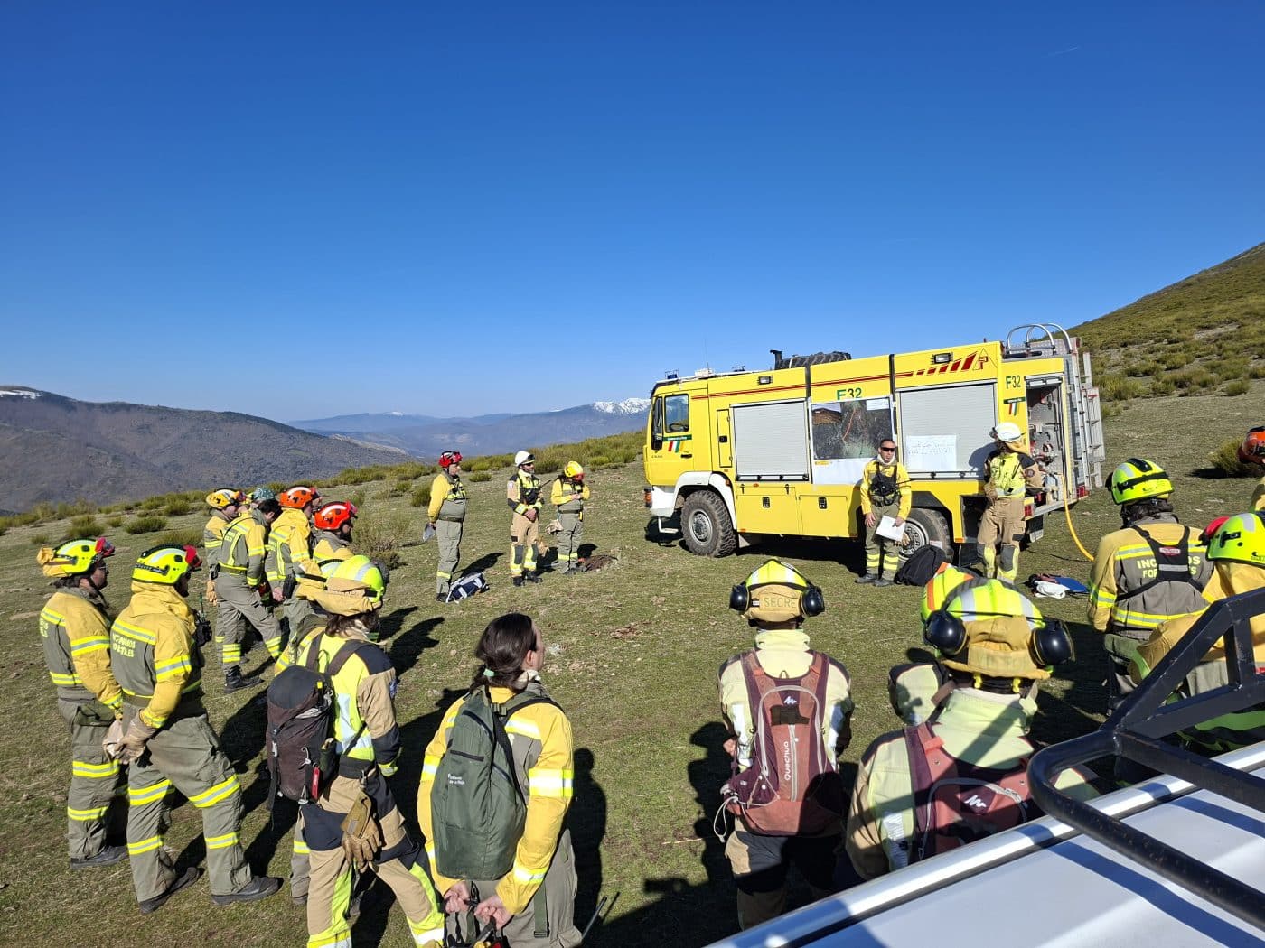Fuego real para aprender a domarlo: así se entrena el operativo contra incendios en La Rioja 2