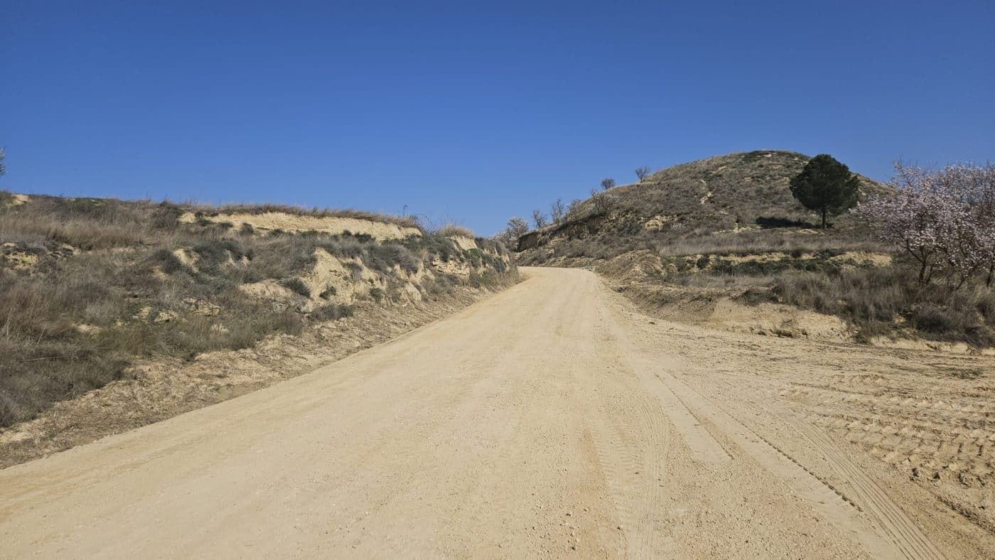Haro mejora más de 18 kilómetros de caminos rurales durante 2025 3