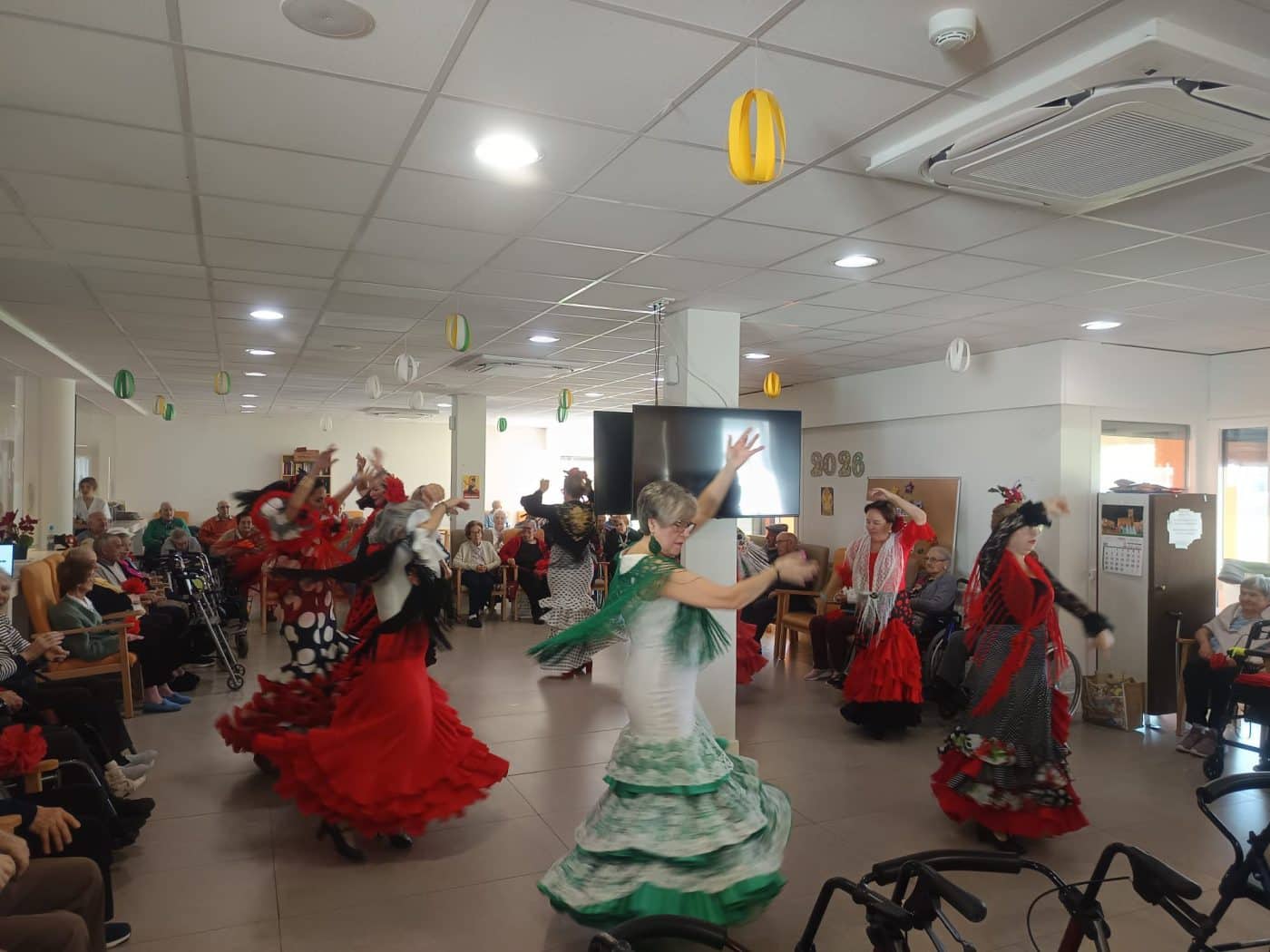 Haro se viste de lunares y se arranca por sevillanas 2