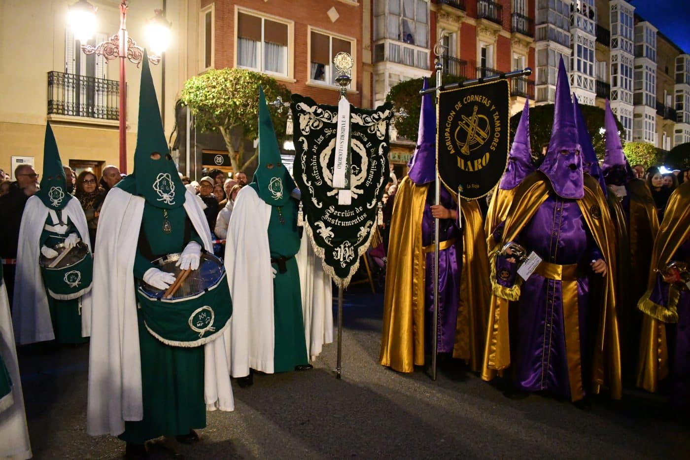 La procesión de El Encuentro vuelve a brillar en Haro sin la amenaza de la lluvia 14