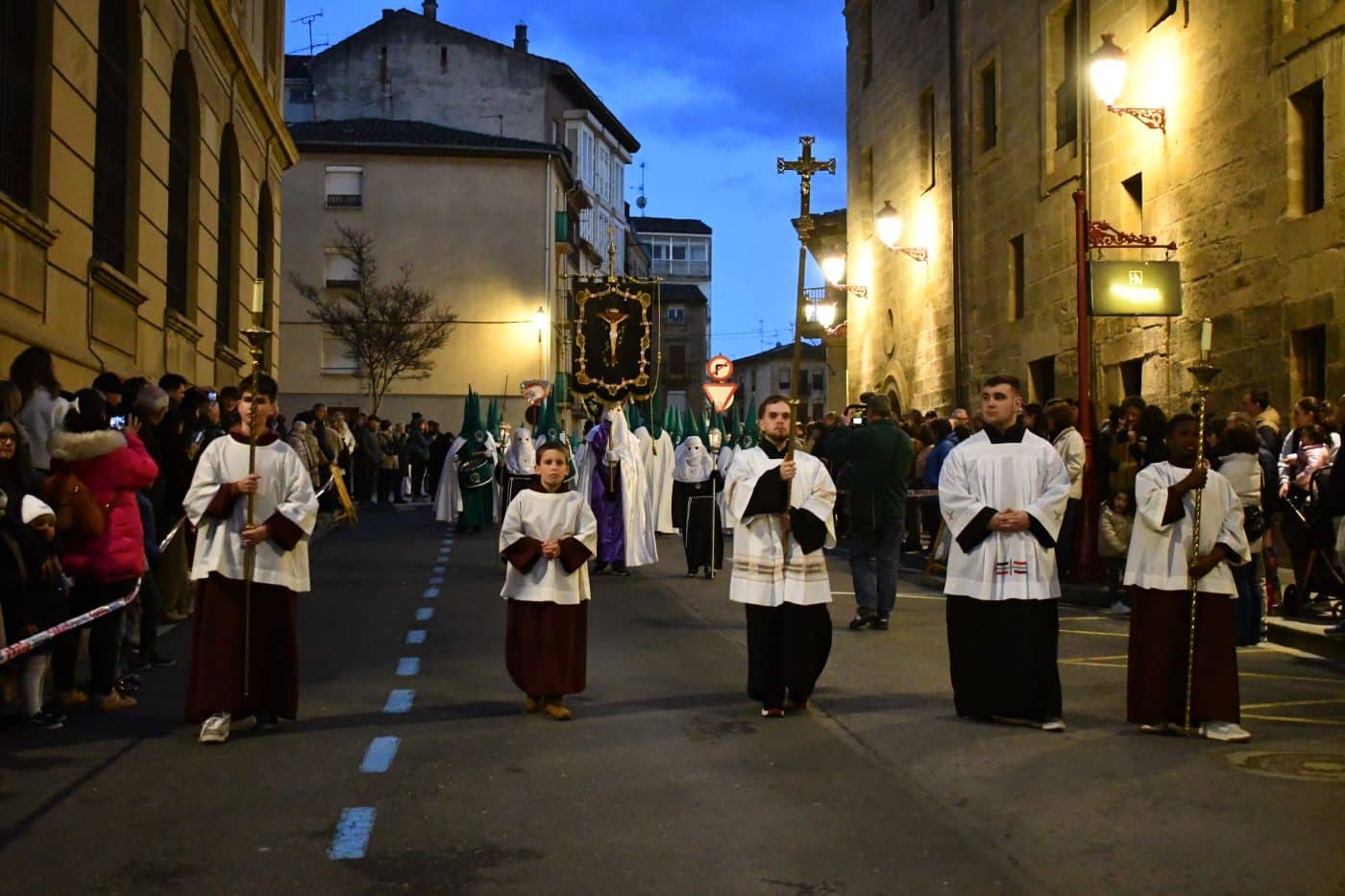 La procesión de El Encuentro vuelve a brillar en Haro sin la amenaza de la lluvia 34