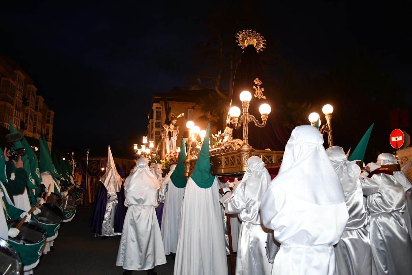 La procesión de El Encuentro vuelve a brillar en Haro sin la amenaza de la lluvia 18