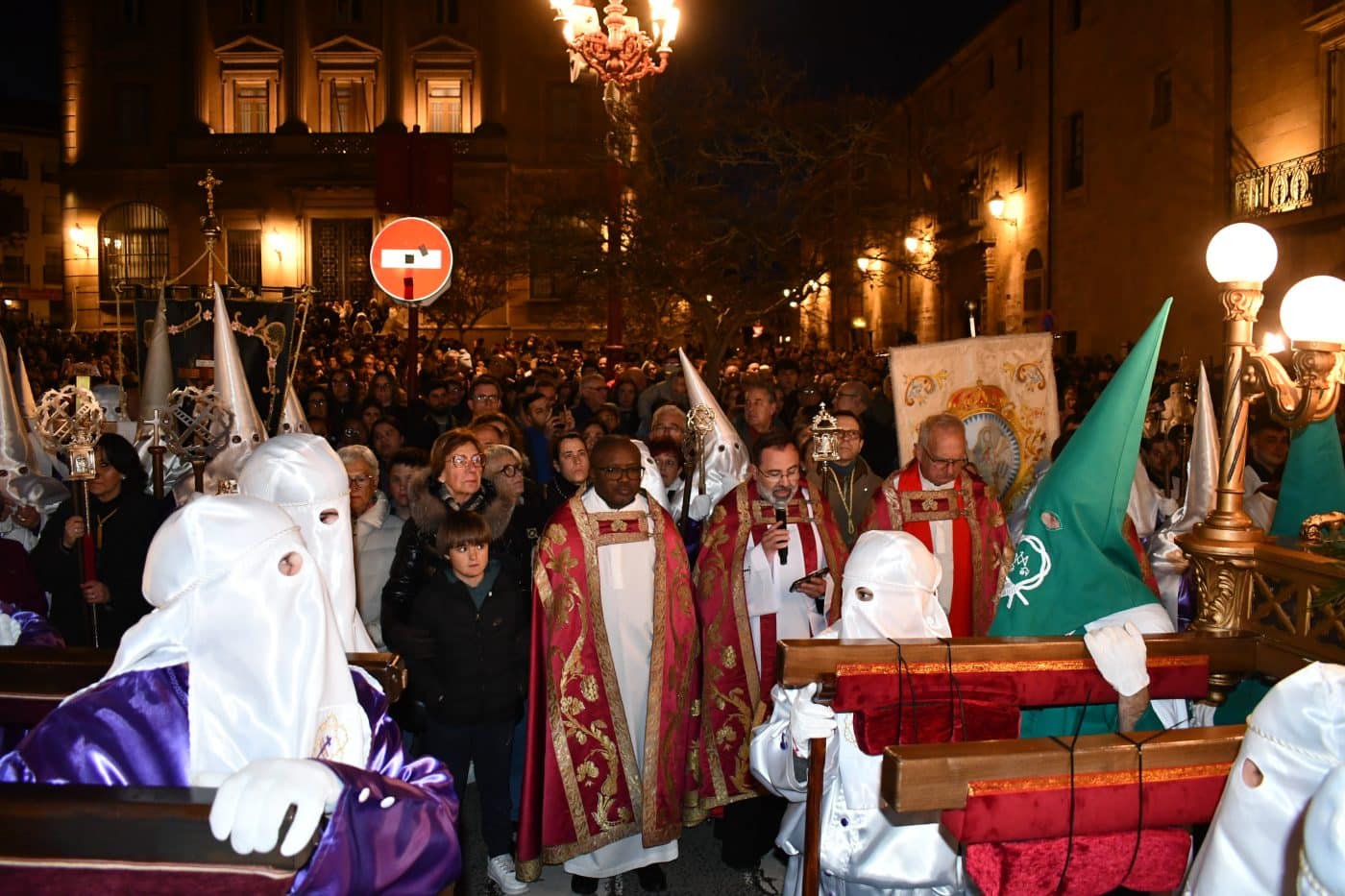 La procesión de El Encuentro vuelve a brillar en Haro sin la amenaza de la lluvia 10