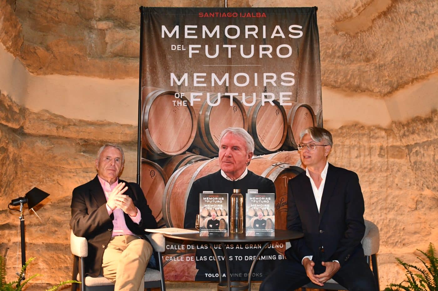 Santiago Ijalba reivindica el Barrio de las Cuevas de Haro en su libro 'Memorias del futuro' 4
