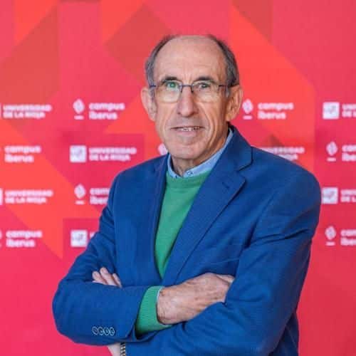 La Rioja reconoce a la Asociación Riojana de la Empresa Familiar y Urbano Espinosa con sus máximos galardones 2