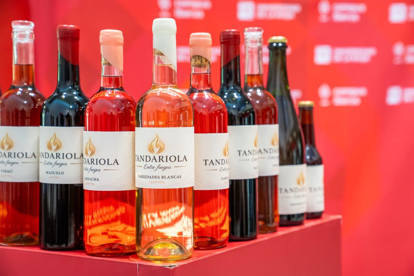 La XIV Promoción de Enología de la UR presenta ‘Tandariola’, su colección de vinos y bebidas experimentales 2