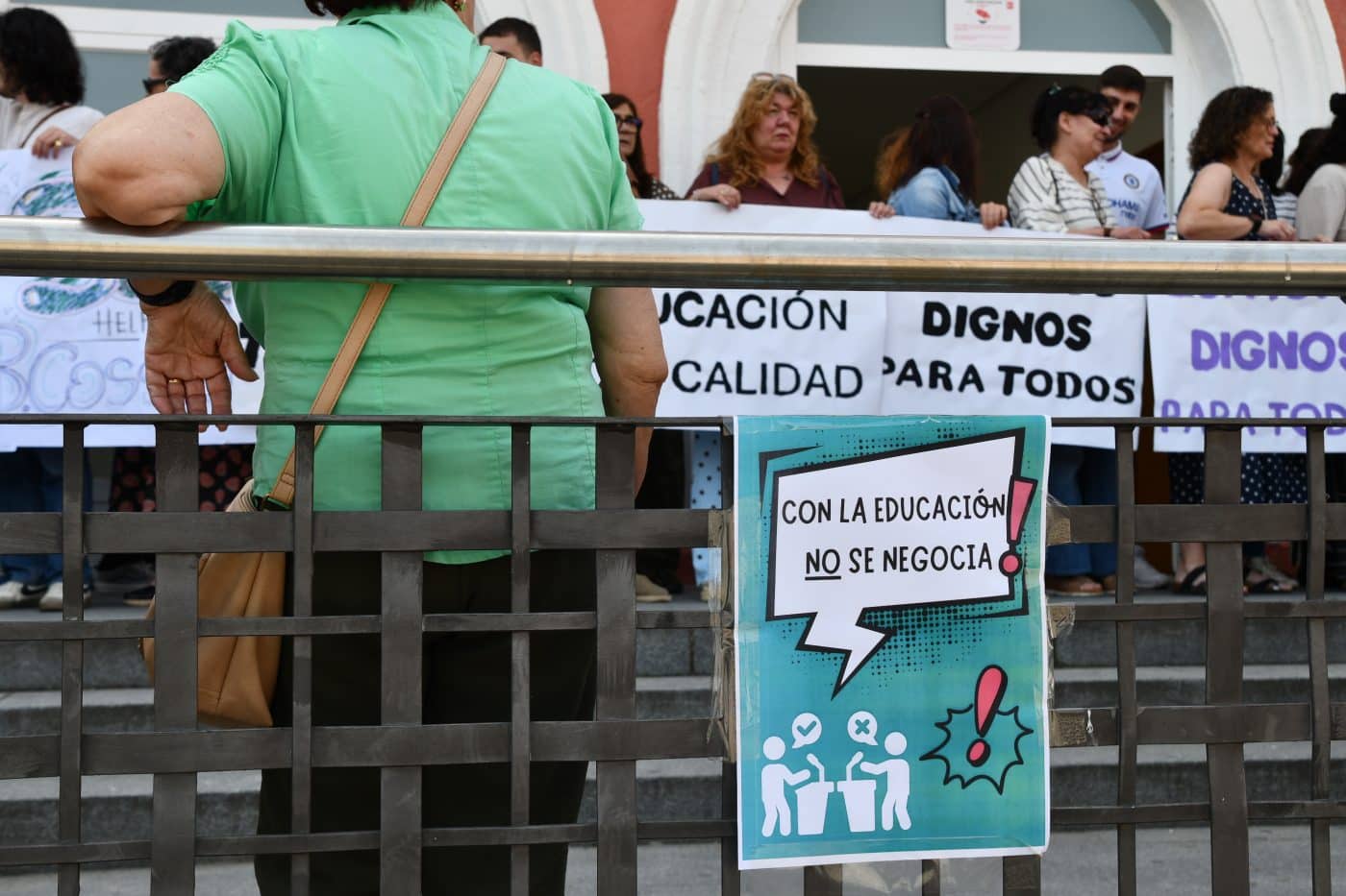 Concentración en el IES Manuel Bartolomé Cossío de Haro para exigir "espacios dignos" para el centro 22