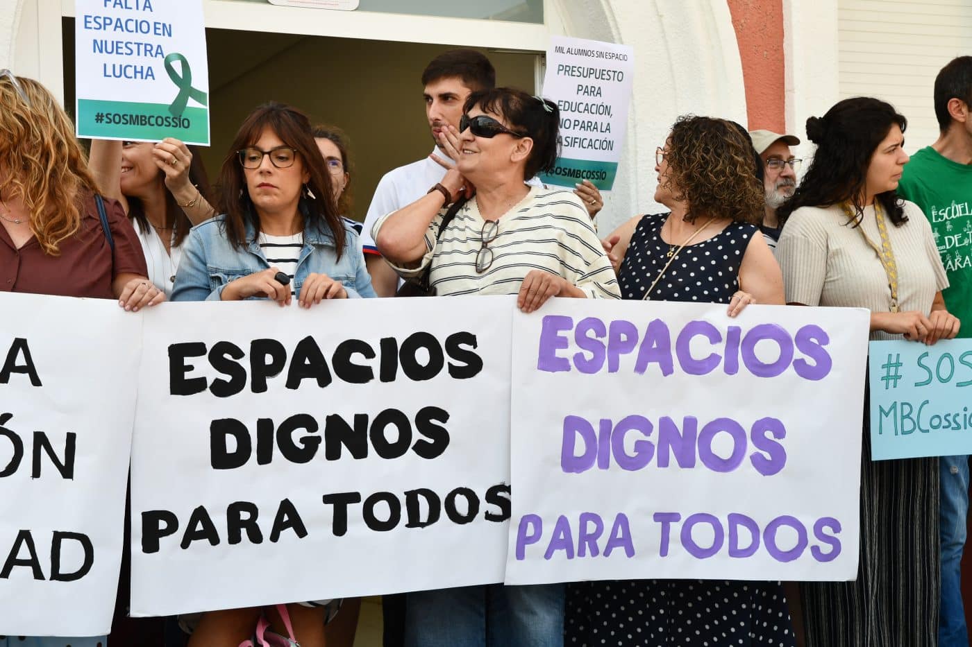 Concentración en el IES Manuel Bartolomé Cossío de Haro para exigir "espacios dignos" para el centro 15
