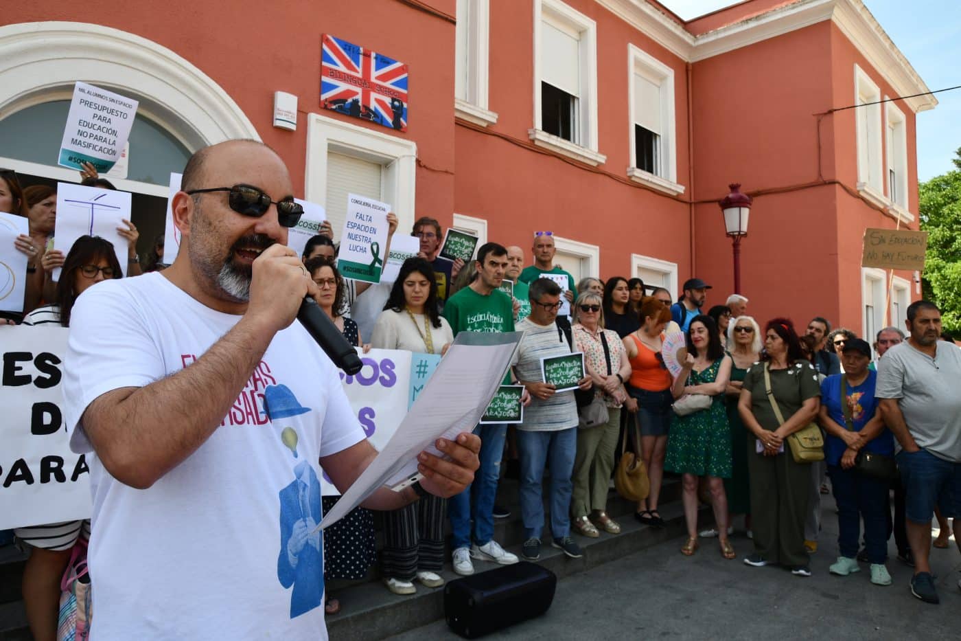 Concentración en el IES Manuel Bartolomé Cossío de Haro para exigir "espacios dignos" para el centro 2