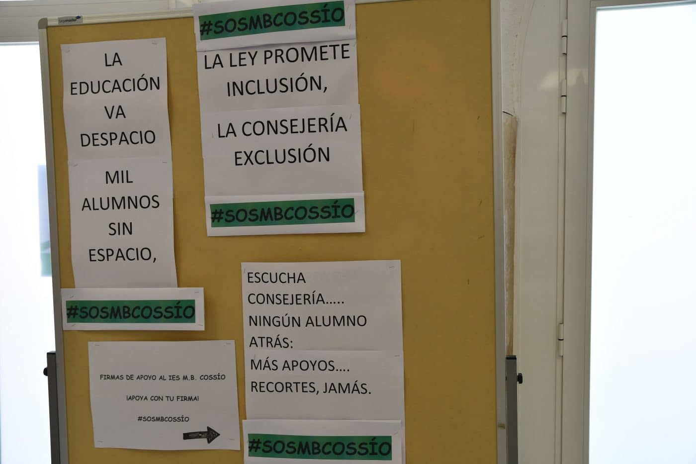 Concentración en el IES Manuel Bartolomé Cossío de Haro para exigir "espacios dignos" para el centro 31