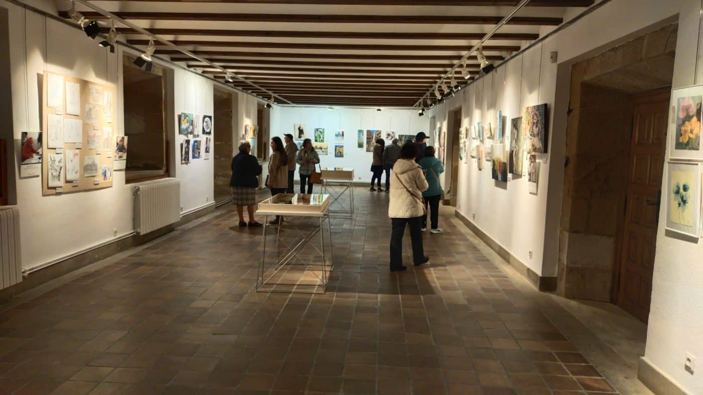 Haro acoge la exposición 'El arte de la experiencia', con obras de personas del centro de día 3