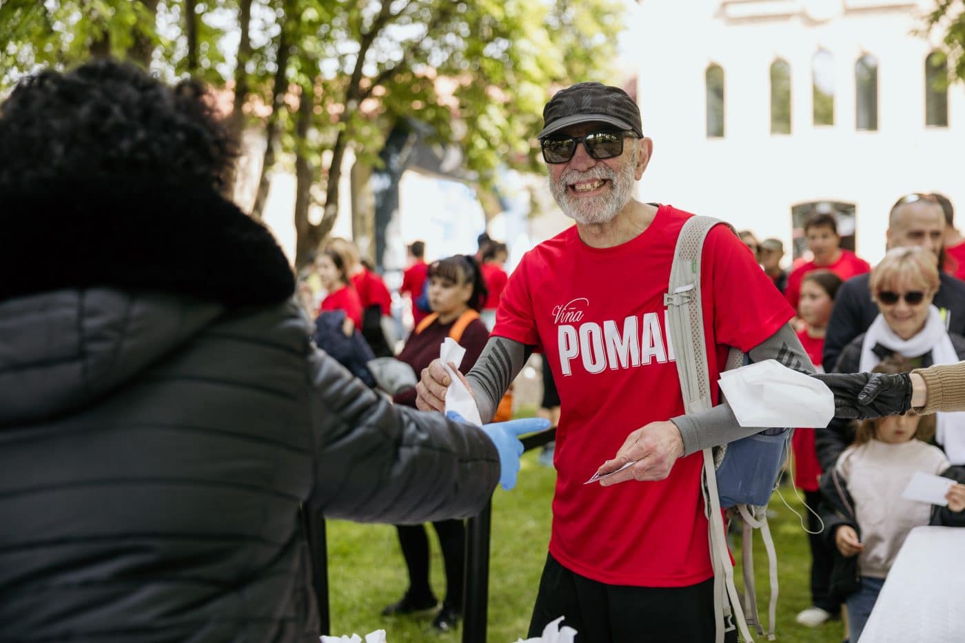 La III Carrera Solidaria Viña Pomal bate récord en Haro: más de 700 participantes y 3.000 euros recaudados para FARO 5
