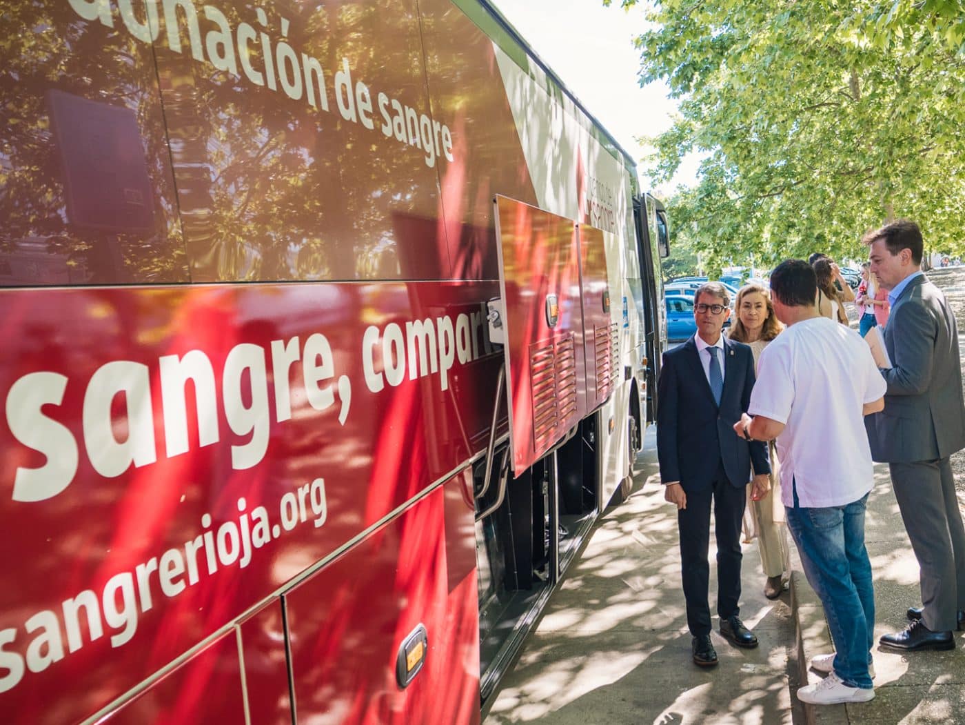 La nueva unidad móvil del Banco de Sangre permitirá mejorar y ampliar las campañas de donación en La Rioja 3