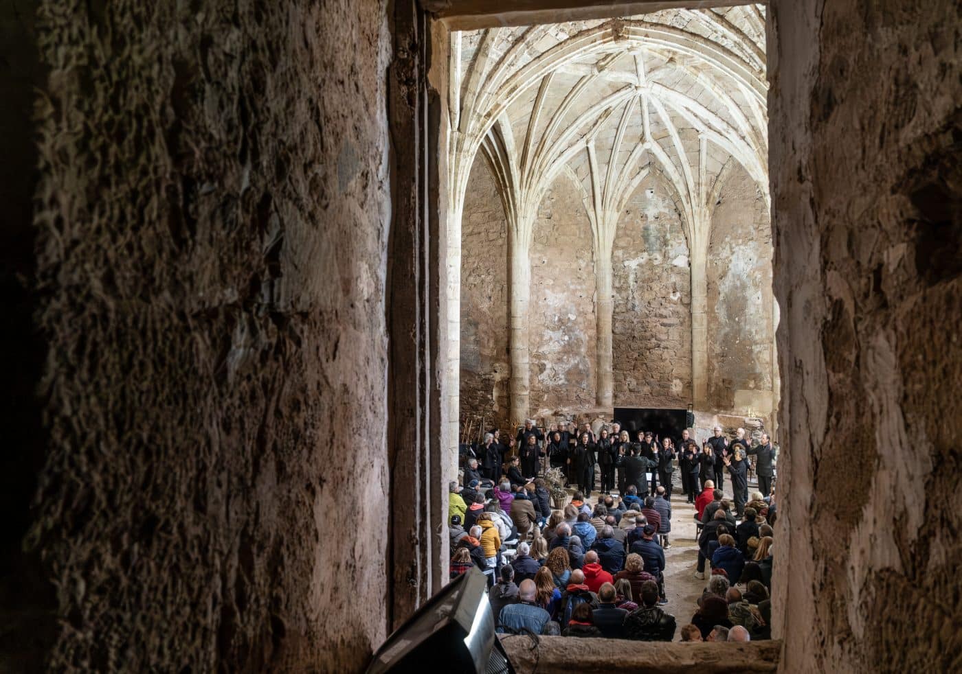 Luezas de Cameros celebra la reapertura de su iglesia tras su restauración 3
