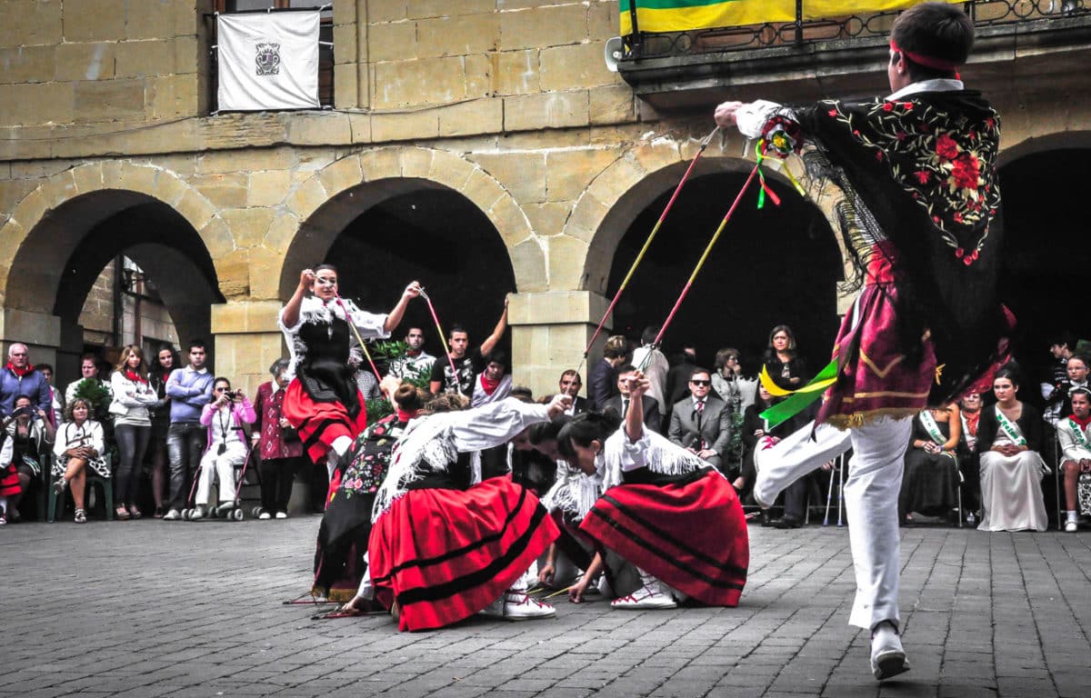 Este sábado, Festival de Danzas en San Vicente de la Sonsierra