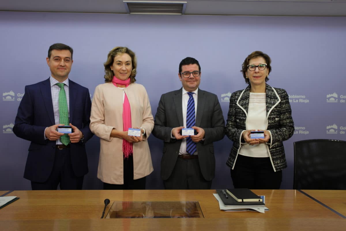 Salud comenzará en diciembre la distribución de la nueva Tarjeta Sanitaria Individual