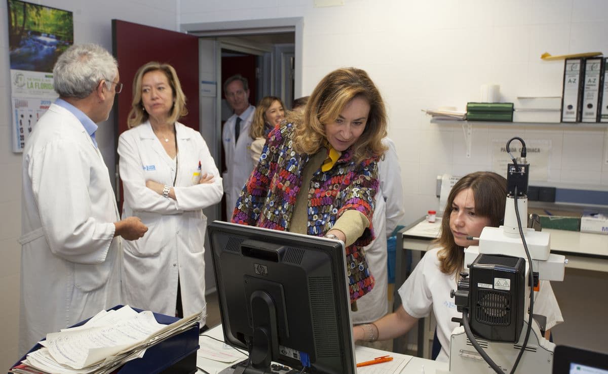 Salud incorpora una prueba de sangre no invasiva para reducir las amniocentesis