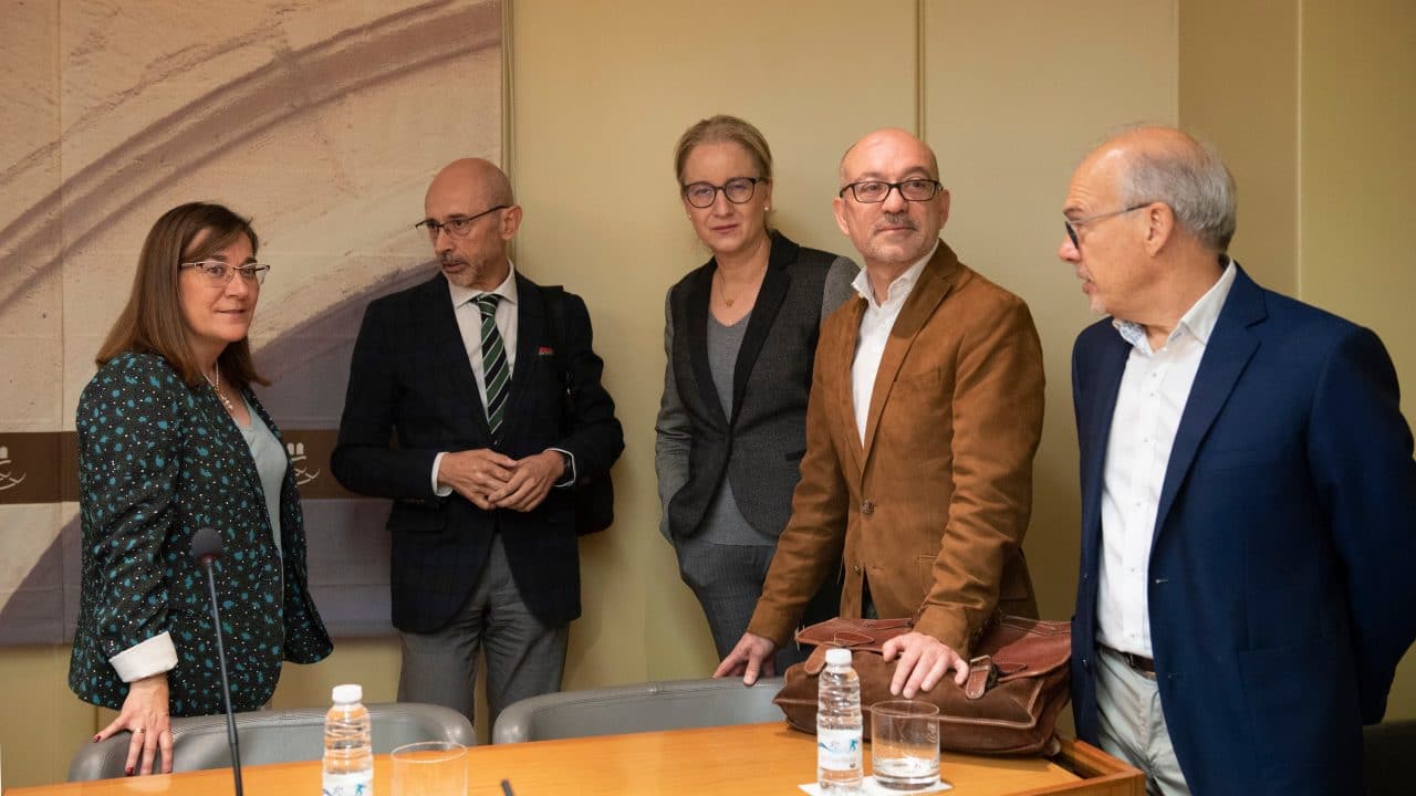 Salud promoverá la “reordenación y revitalización” de la Atención Primaria
